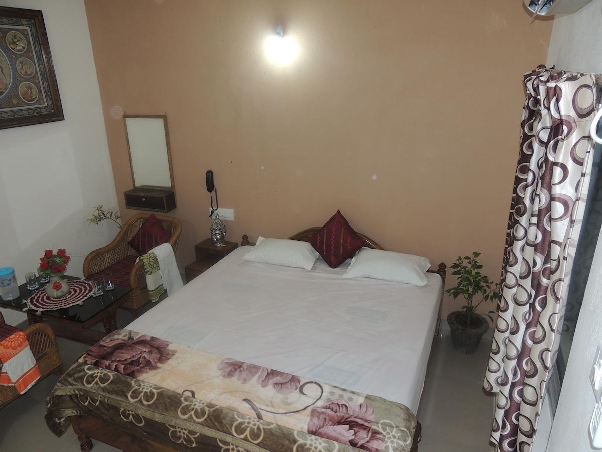 Surya Inn Konark Dış mekan fotoğraf